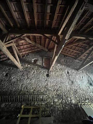 Authentique Ferme avec 5 hectares attenant