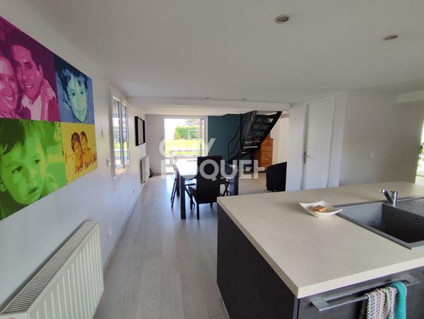 Maison Montrond Les Bains 5 pièce(s) 141 m2