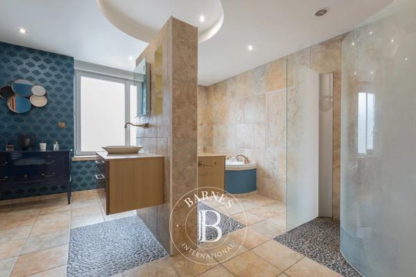 Igney, Maison  274 m² à vendre