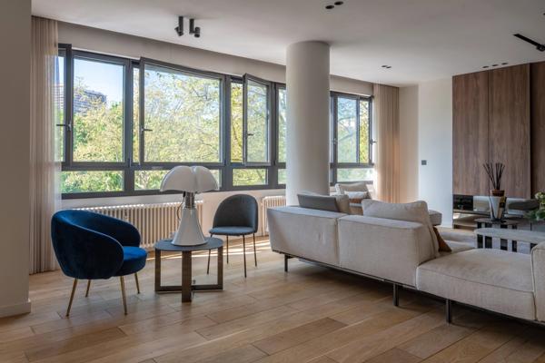 Lyon 6 - Tête d'Or - Appartement de 186,71 m² - Vue Dégagée sur le Rhône - 4 Chambres - Balcons - Garage - Cave