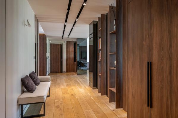 Lyon 6 - Tête d'Or - Appartement de 186,71 m² - Vue Dégagée sur le Rhône - 4 Chambres - Balcons - Garage - Cave