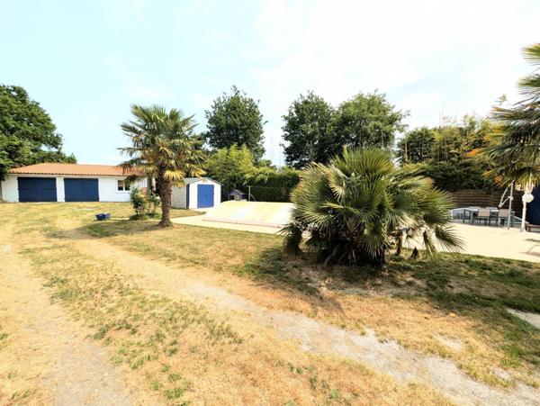 Maison familiale160?m²-6 pieces-Garage56m²-Piscine