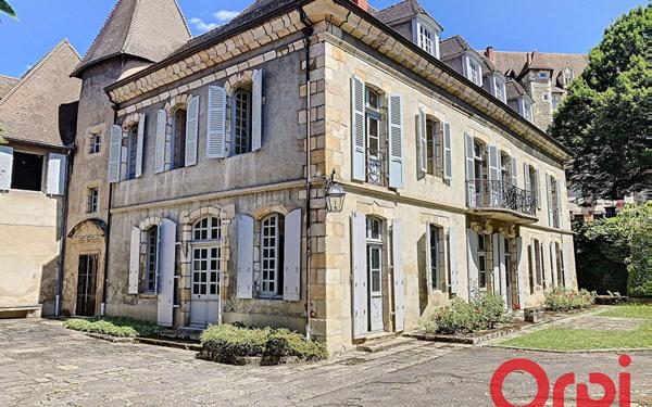 Maison à vendre    6 pièces •  Montluçon