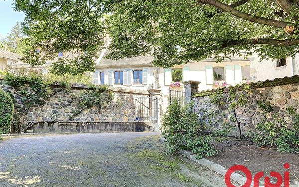 Maison à vendre    6 pièces •  Montluçon