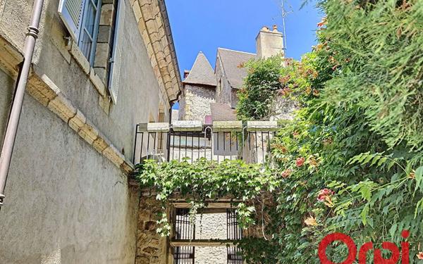 Maison à vendre    6 pièces •  Montluçon