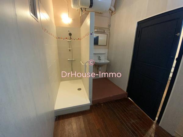 Appartement à louer 3 pièces de 84 m²