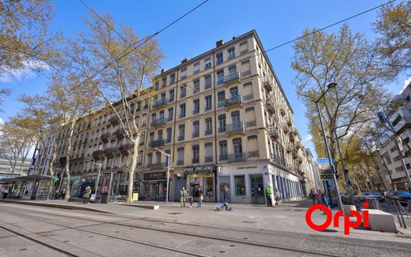 Appartement à vendre    3 pièces • 65,91 m2 Lyon 2