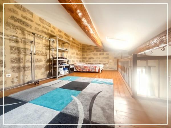 Maison Pezenas 4 pièce(s) 135 m2+ Garage 80m²