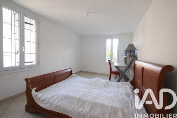Maison à vendre 4 pièces 138 m² Noyant-Villages