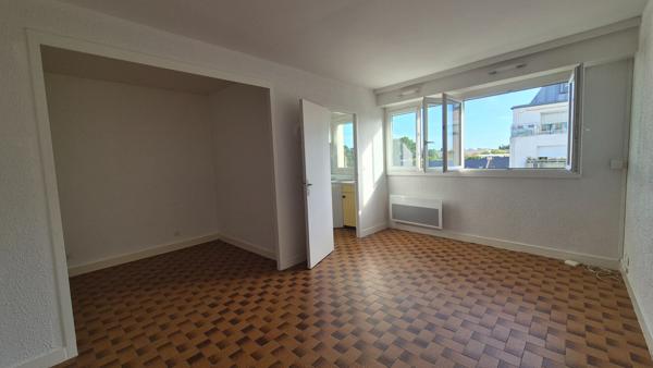 NANTES / JULES VERNE - APPARTEMENT 30 M² AVEC GARAGE