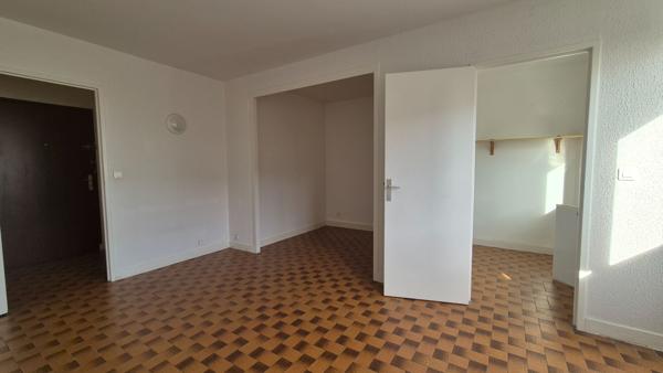 NANTES / JULES VERNE - APPARTEMENT 30 M² AVEC GARAGE