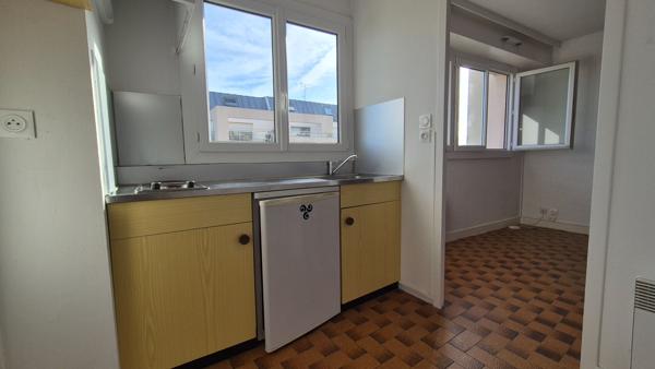 NANTES / JULES VERNE - APPARTEMENT 30 M² AVEC GARAGE