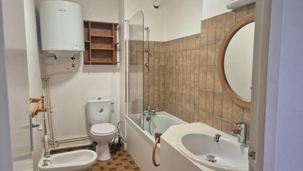 NANTES / JULES VERNE - APPARTEMENT 30 M² AVEC GARAGE