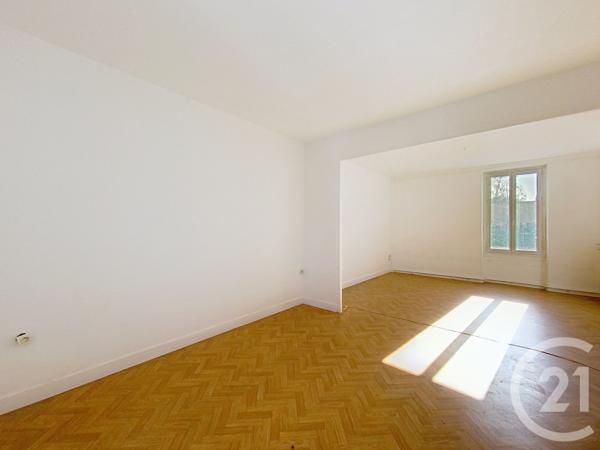 Maison à vendre  5 pièces - 125,91 m2 ST PIERRE LES NEMOURS - 77