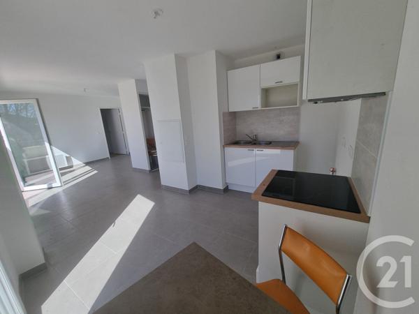 Appartement F4 à vendre  4 pièces - 77,96 m2 LA SEYNE SUR MER - 83