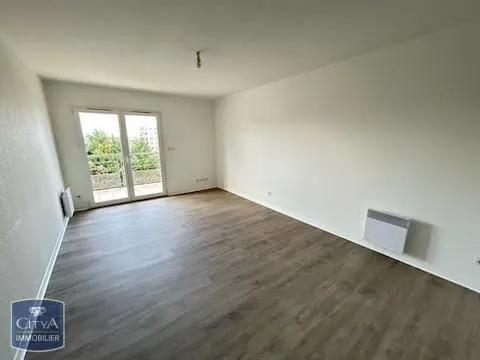 Appartement à louer 2 pièces 42.79m²