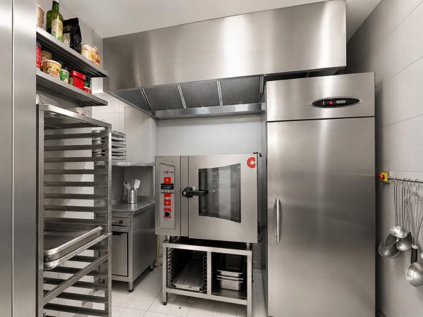 Fonds De Commerce
        
        - 100 m² 695 000 € *
