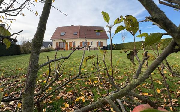 Maison à vendre    5 pièces • 142 m2 Sains-en-Amiénois