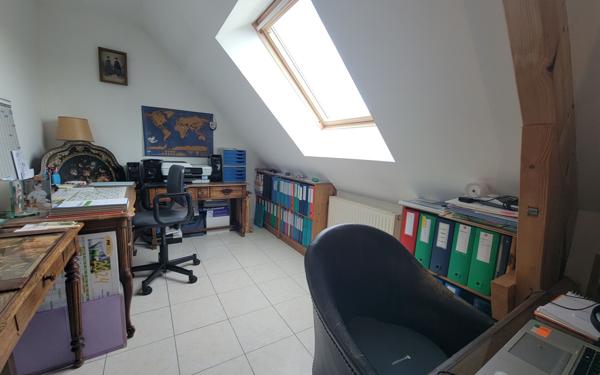 Maison à vendre    5 pièces • 142 m2 Sains-en-Amiénois