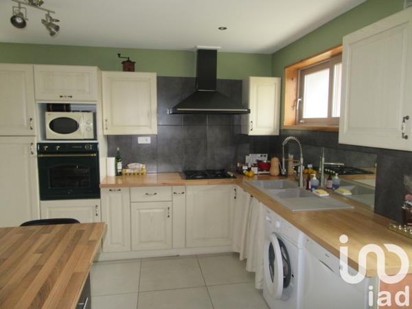 Maison à vendre 6 pièces 176 m² Bressuire