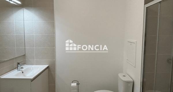 Location Studio meublé 32.8 m² - Les Clayes-sous-bois 78340