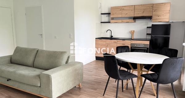 Location Studio meublé 32.8 m² - Les Clayes-sous-bois 78340