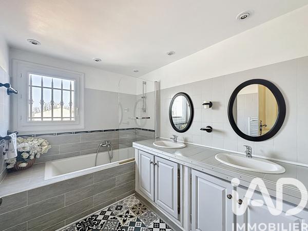 Maison à vendre 5 pièces 170 m² Montauroux