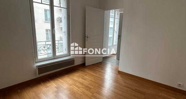 Location Appartement 2 pièces 42.82 m² - Montrouge 92120
