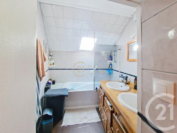 Maison à vendre  7 pièces - 145,86 m 2   MONTFORT SUR MEU  - 35