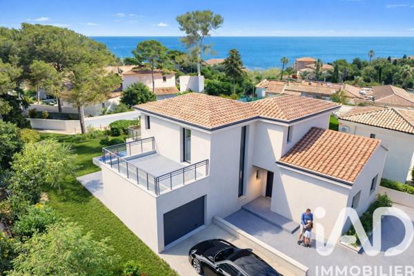 Maison à vendre 6 pièces 132 m² Roquebrune-sur-Argens