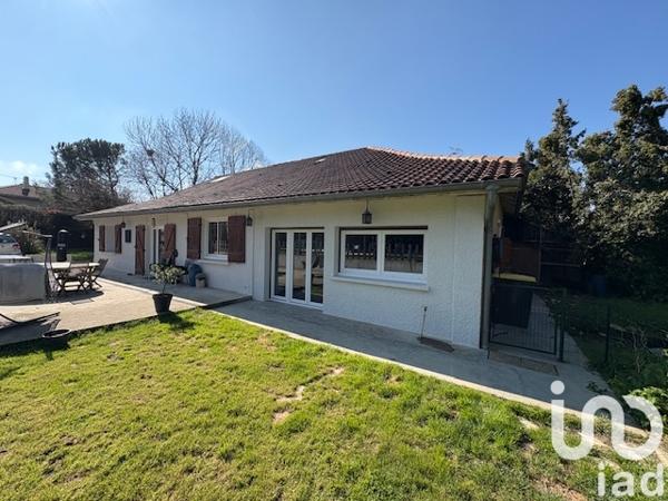 Maison à vendre 9 pièces 216 m² Aire-sur-l'Adour