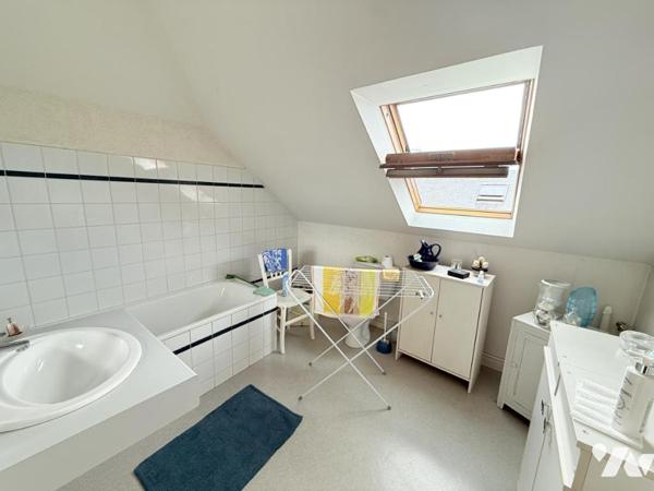 A VENDRE 56 VANNES CENTRE VILLE APPT T4 DUPLEX 85,75 m² et 102.70 m² au sol