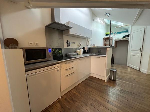 Poitiers Centre Ville, Place Charles de Gaulle T2bis meublé de 48.70m²