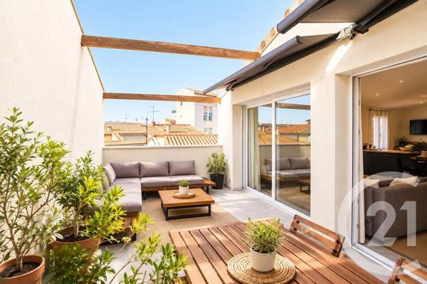 Appartement Duplex à vendre  4 pièces - 109,72 m 2   NIMES  - 30