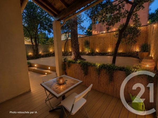 Appartement Duplex à vendre  4 pièces - 109,72 m 2   NIMES  - 30