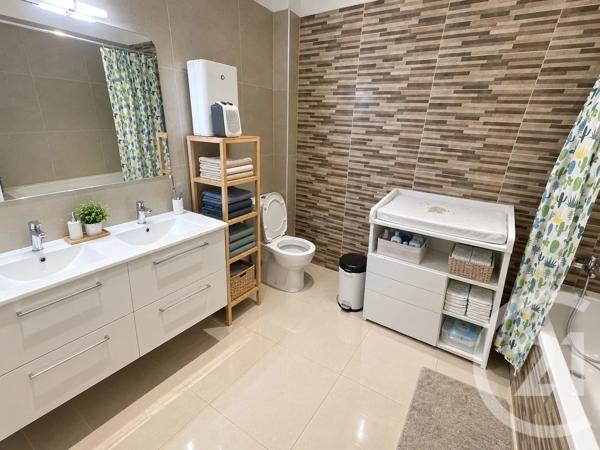 Appartement Duplex à vendre  4 pièces - 109,72 m 2   NIMES  - 30
