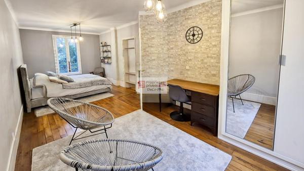 Suresnes centre-ville bas  grande maison d'exception