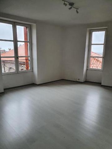 Appartement 3 pièces de 56 m² à Saint galmier