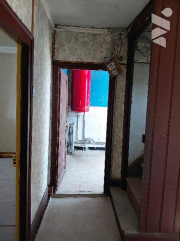 Maison à rénover. Possibilité aménagements pour immeuble de rapport.