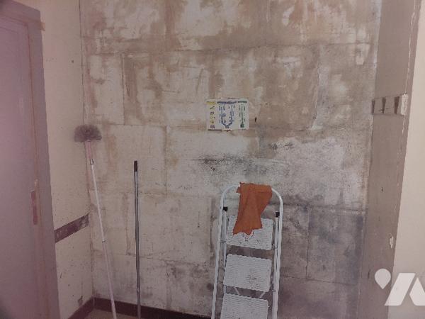 Maison à rénover. Possibilité aménagements pour immeuble de rapport.