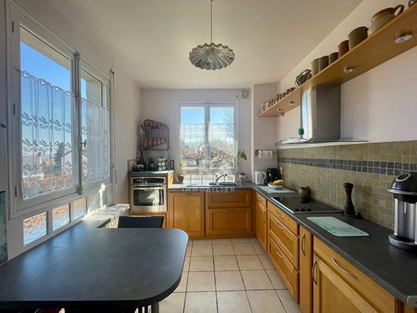 Sèvres Les Bruyères - Maison familiale 145 m², jardin sud-ouest, sous-sol total - A 7 min gare