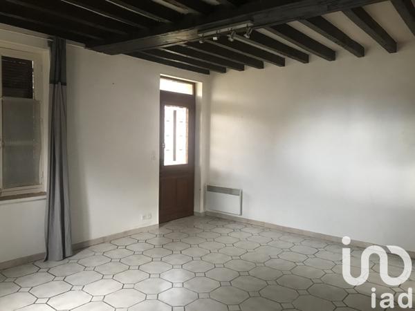 Maison rustique 5 pièces de 109 m² à Sennely (45240)