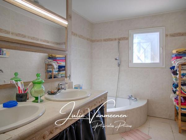 La Salvetat-Saint-Gilles (31880) - Maison T5 - 4 chambres - Double Garage - Piscine