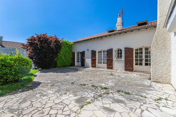 Maison Artigues Pres Bordeaux