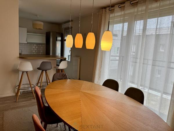 Duplex moderne avec terrasse et parkings