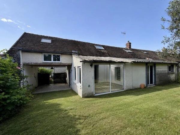 Vente                                                      Maison
                        
                     4 pièces                                         à Villemer