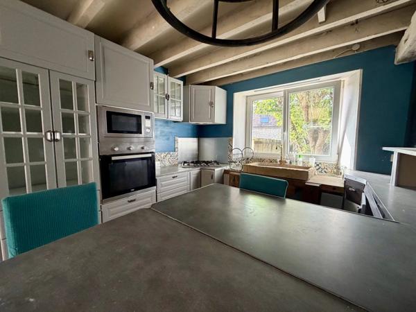 Vente                                                      Maison
                        
                     4 pièces                                         à Villemer