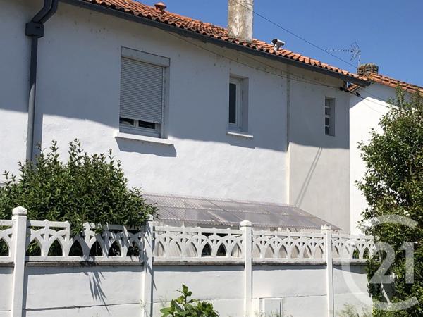 Maison à vendre  5 pièces - 83 m2 SAINTES - 17
