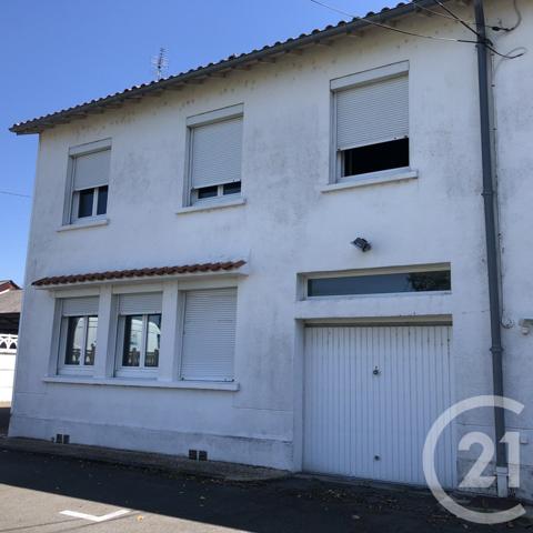Maison à vendre  5 pièces - 83 m2 SAINTES - 17