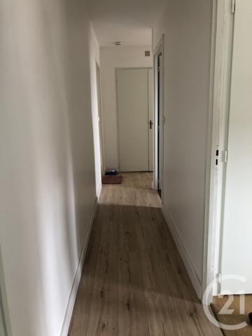 Maison à vendre  5 pièces - 83 m2 SAINTES - 17